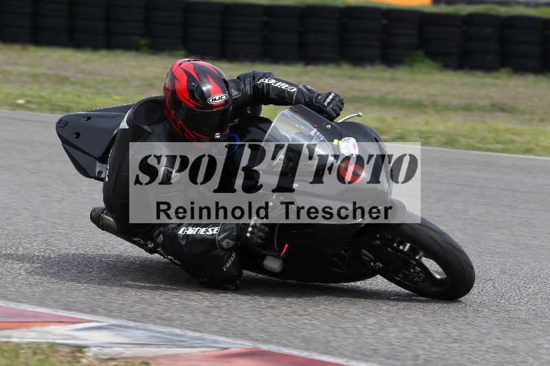 /Archiv-2023/06 10.04.2023 Moto Club Anneau du Rhin/Rouge Expert/6